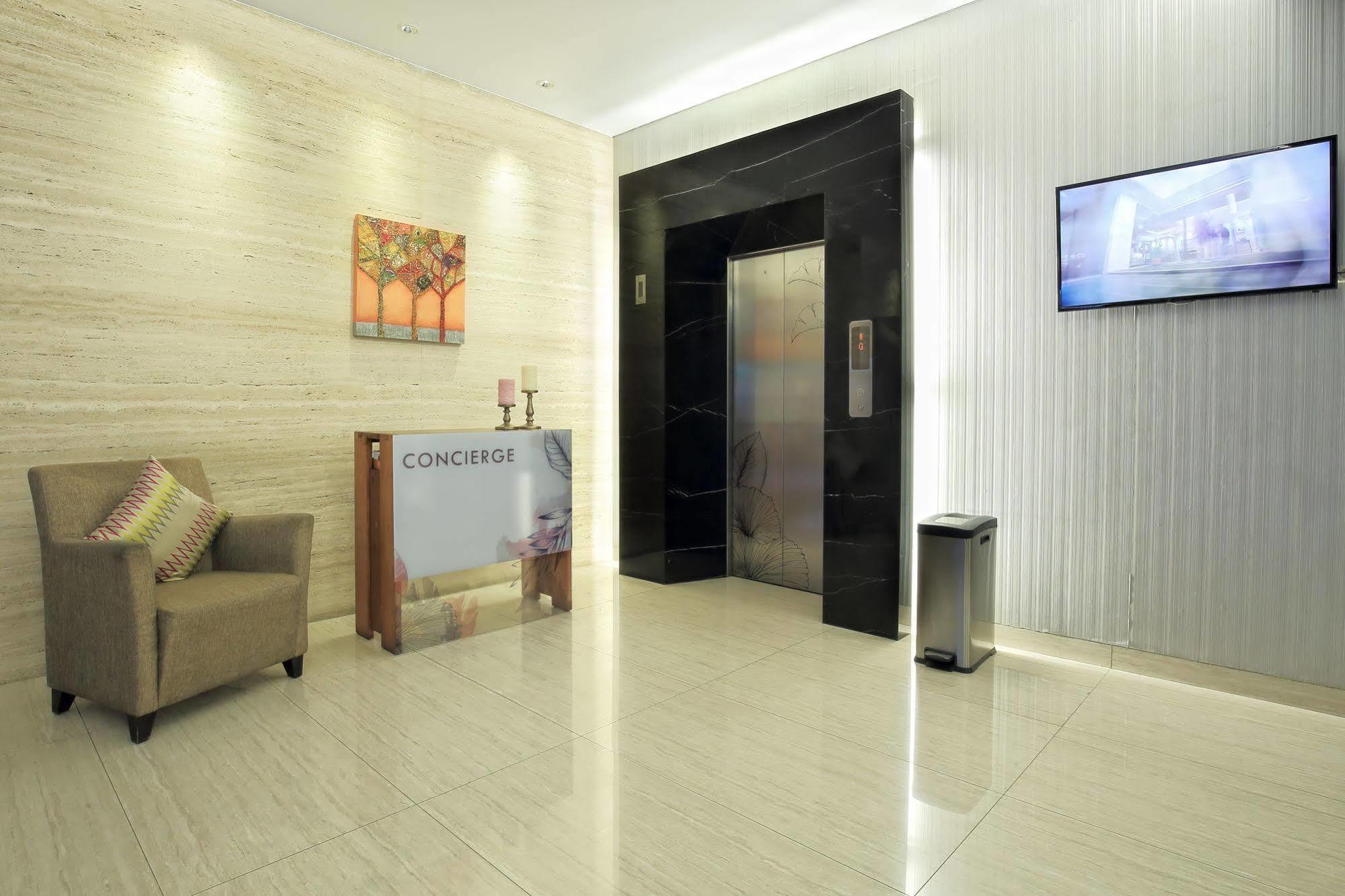 Rasuna Icon Hotel Yakarta Exterior foto