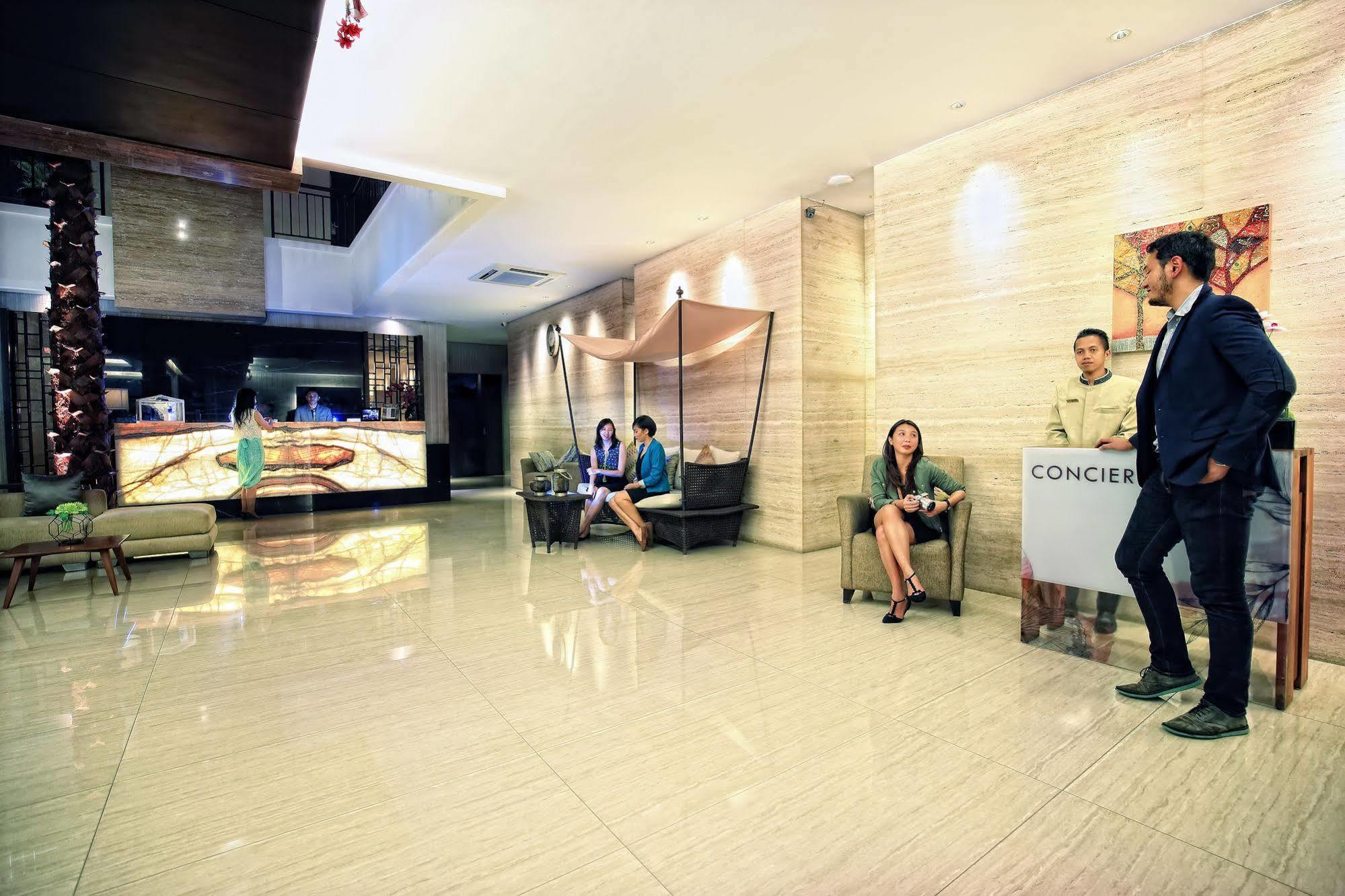 Rasuna Icon Hotel Yakarta Exterior foto